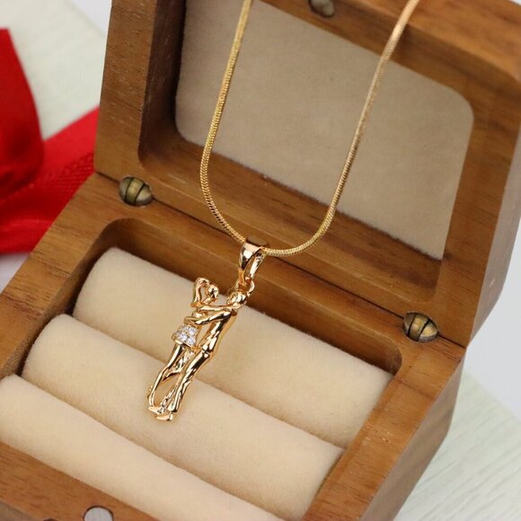 "Romantic Couple Embrace Rose Gold Pendant with Sparkling Accents, XPPT1200 - Picture 11 of 13